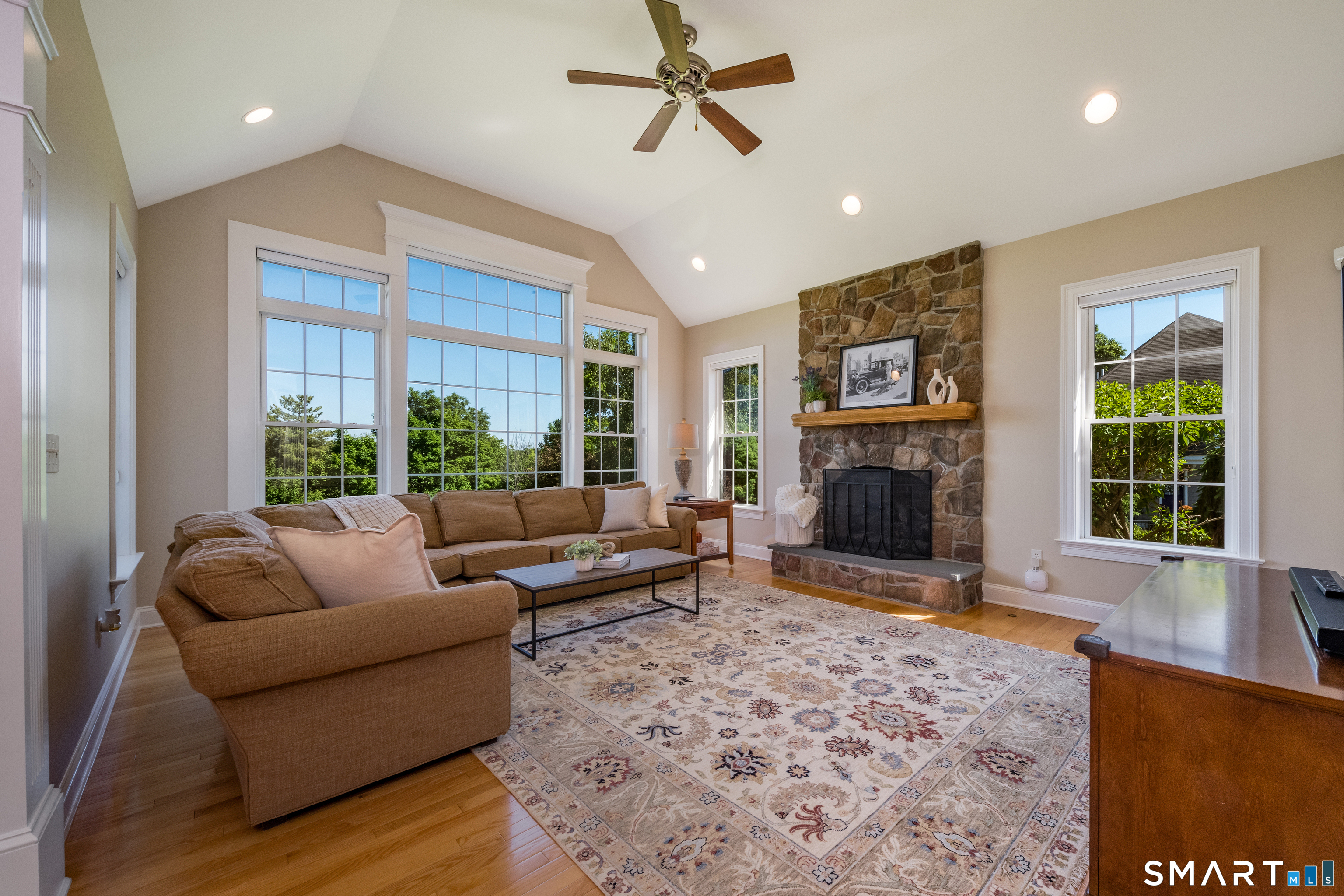 15 Garden Gate Farmington CT 06032