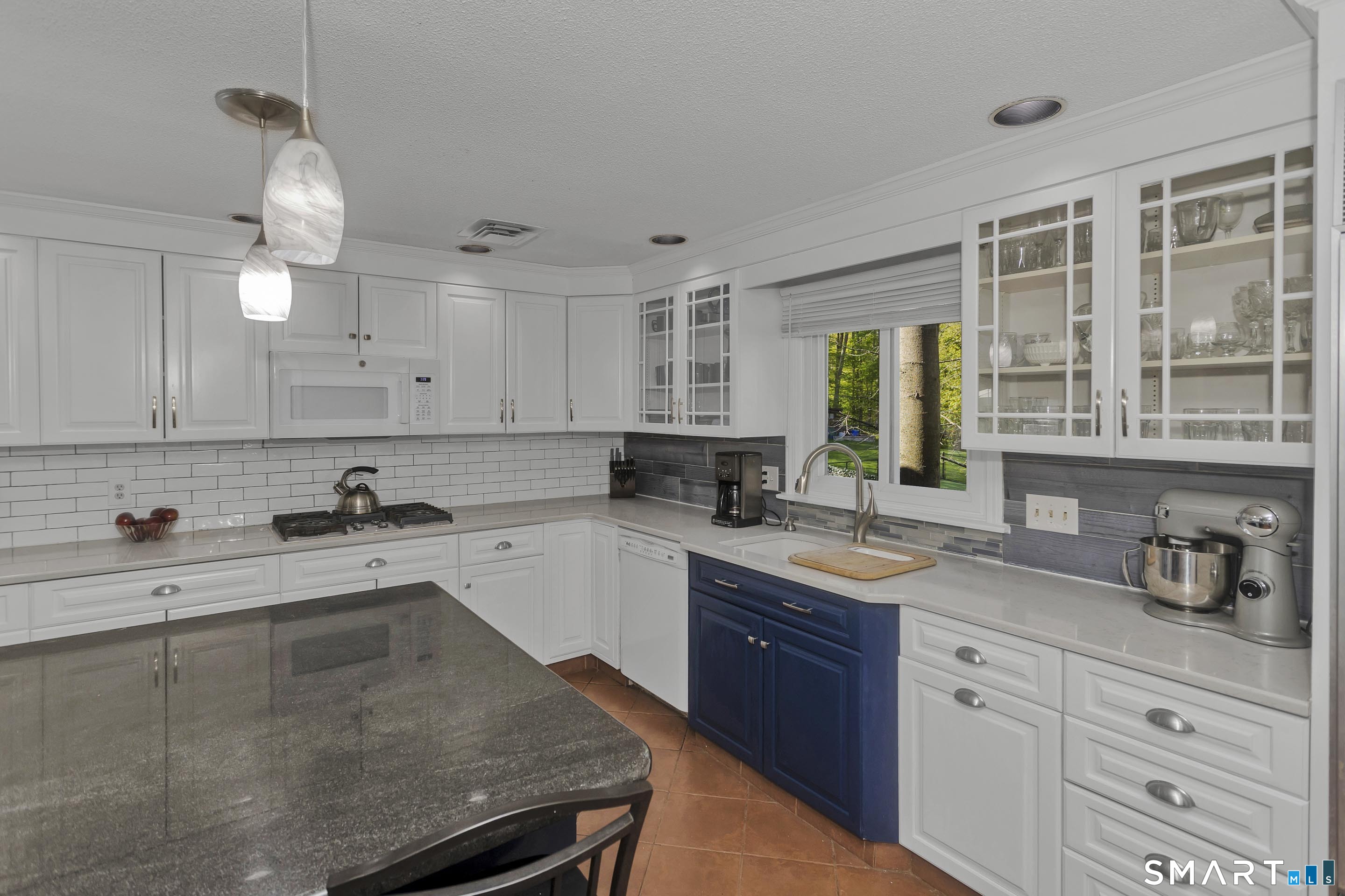 10 Cliffmount Drive Bloomfield CT 06002