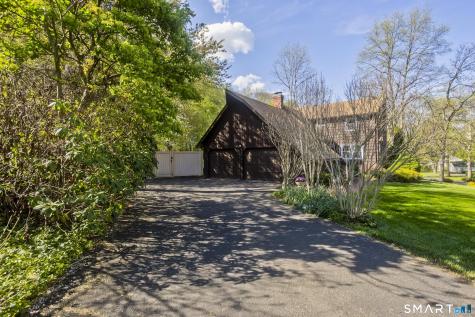 10 Cliffmount Drive Bloomfield CT 06002