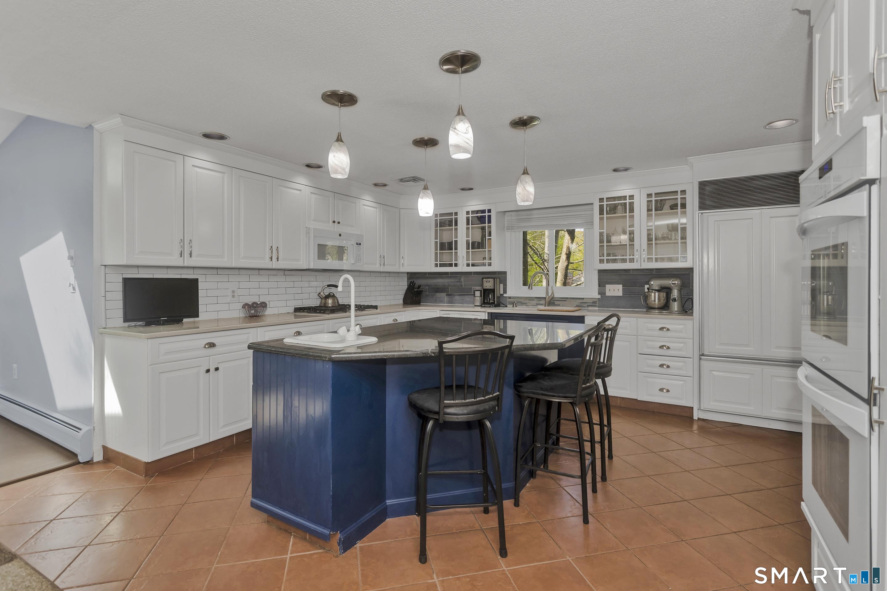 10 Cliffmount Drive Bloomfield CT 06002