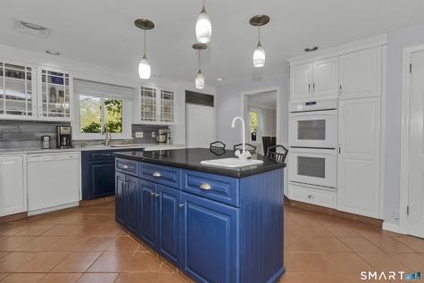10 Cliffmount Drive Bloomfield CT 06002