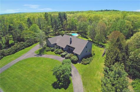 48 Dorethy Road Redding CT 06896