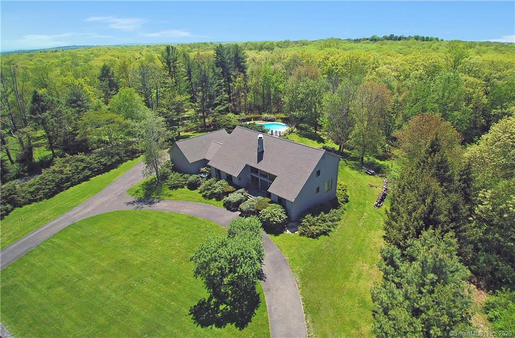 48 Dorethy Road Redding CT 06896