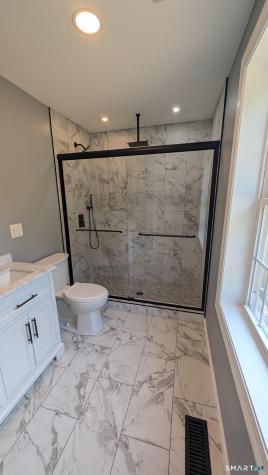 544 Wintergreen Avenue Hamden CT 06514