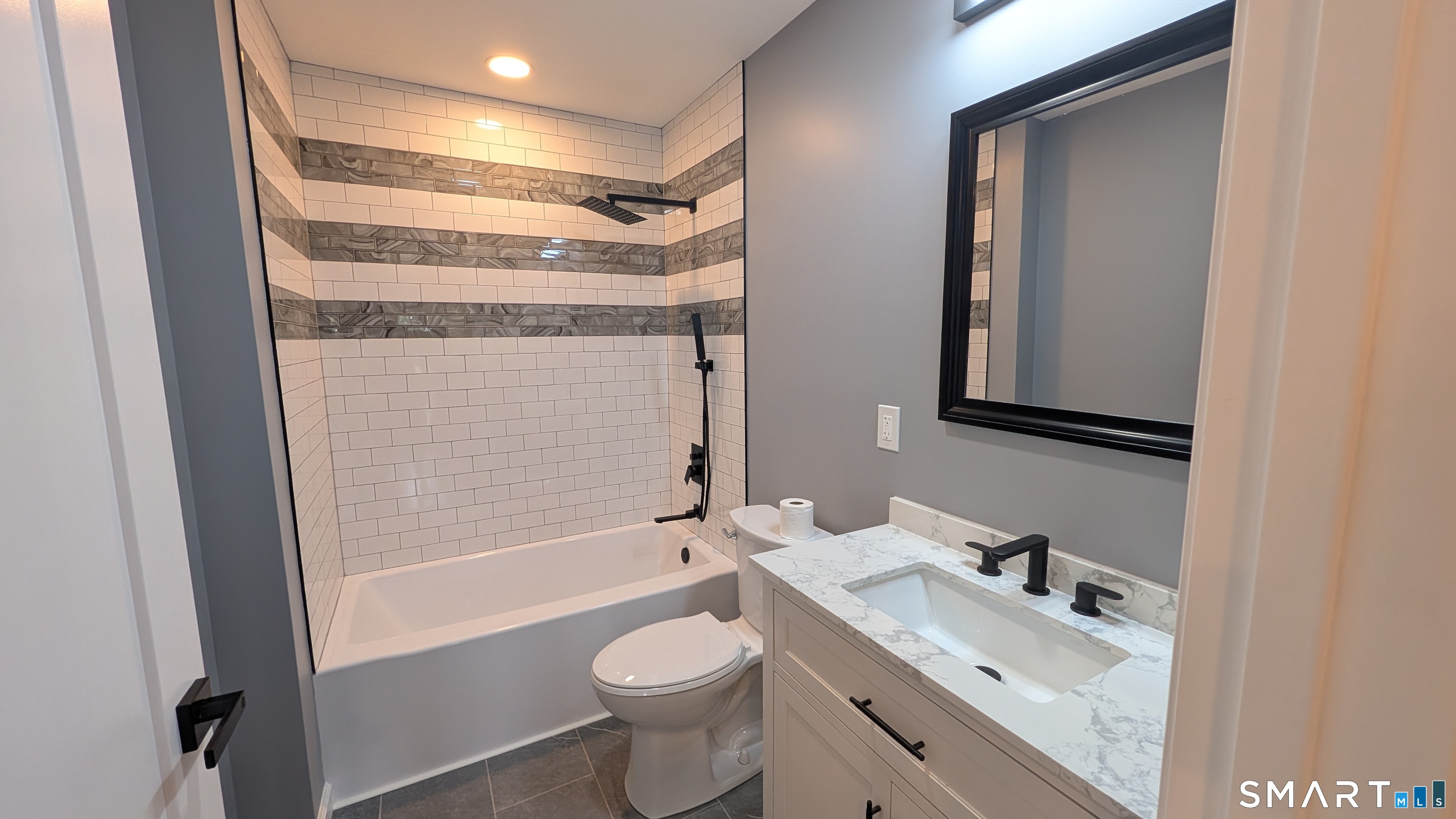 544 Wintergreen Avenue Hamden CT 06514