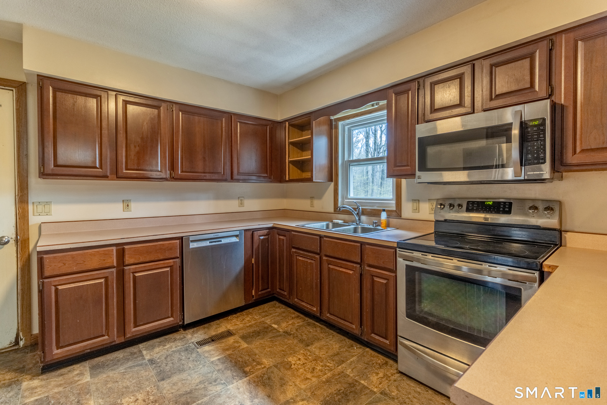 115 Lynch Road Lebanon CT 06249