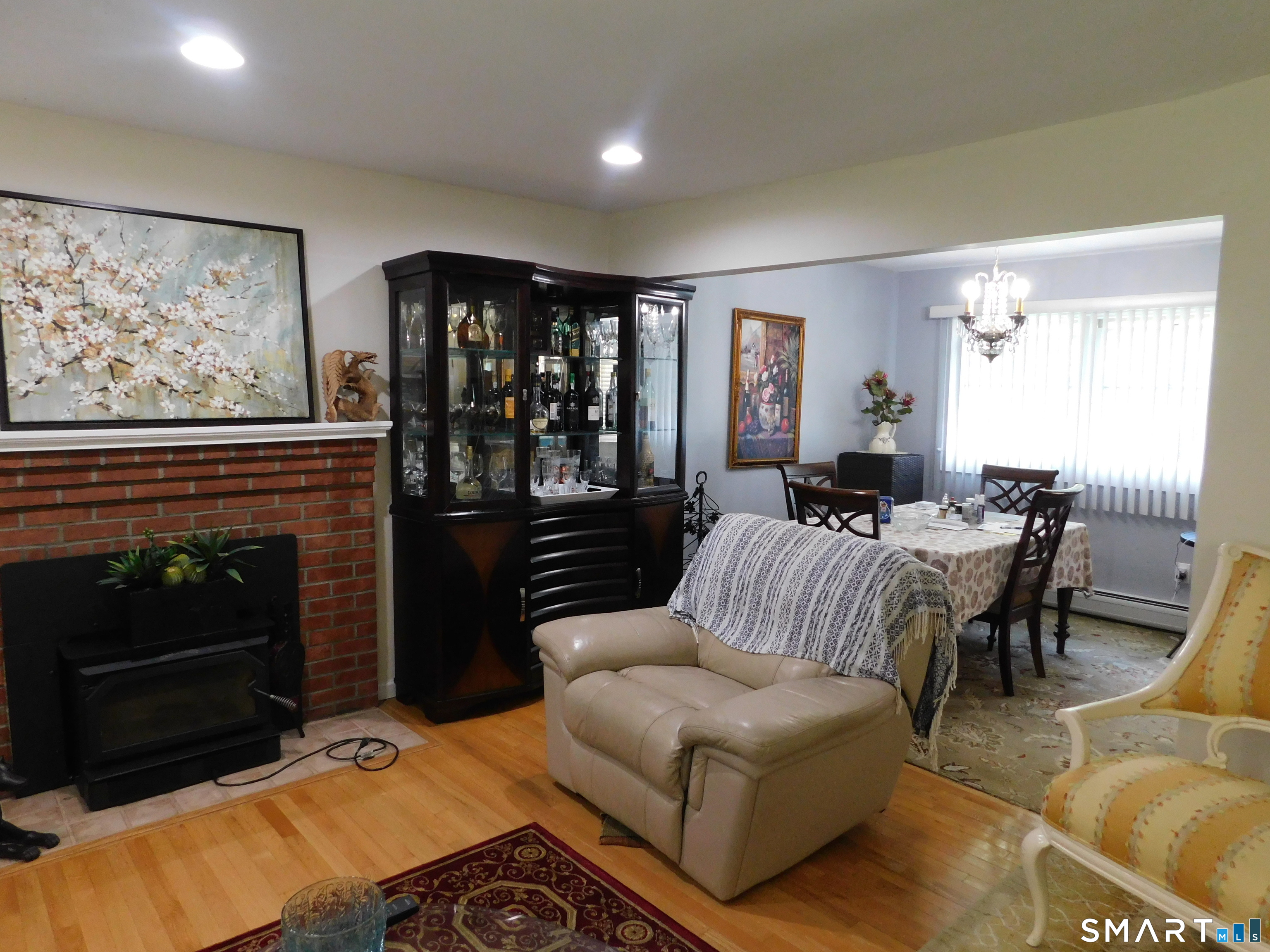 8 Tilden Road Danbury CT 06810