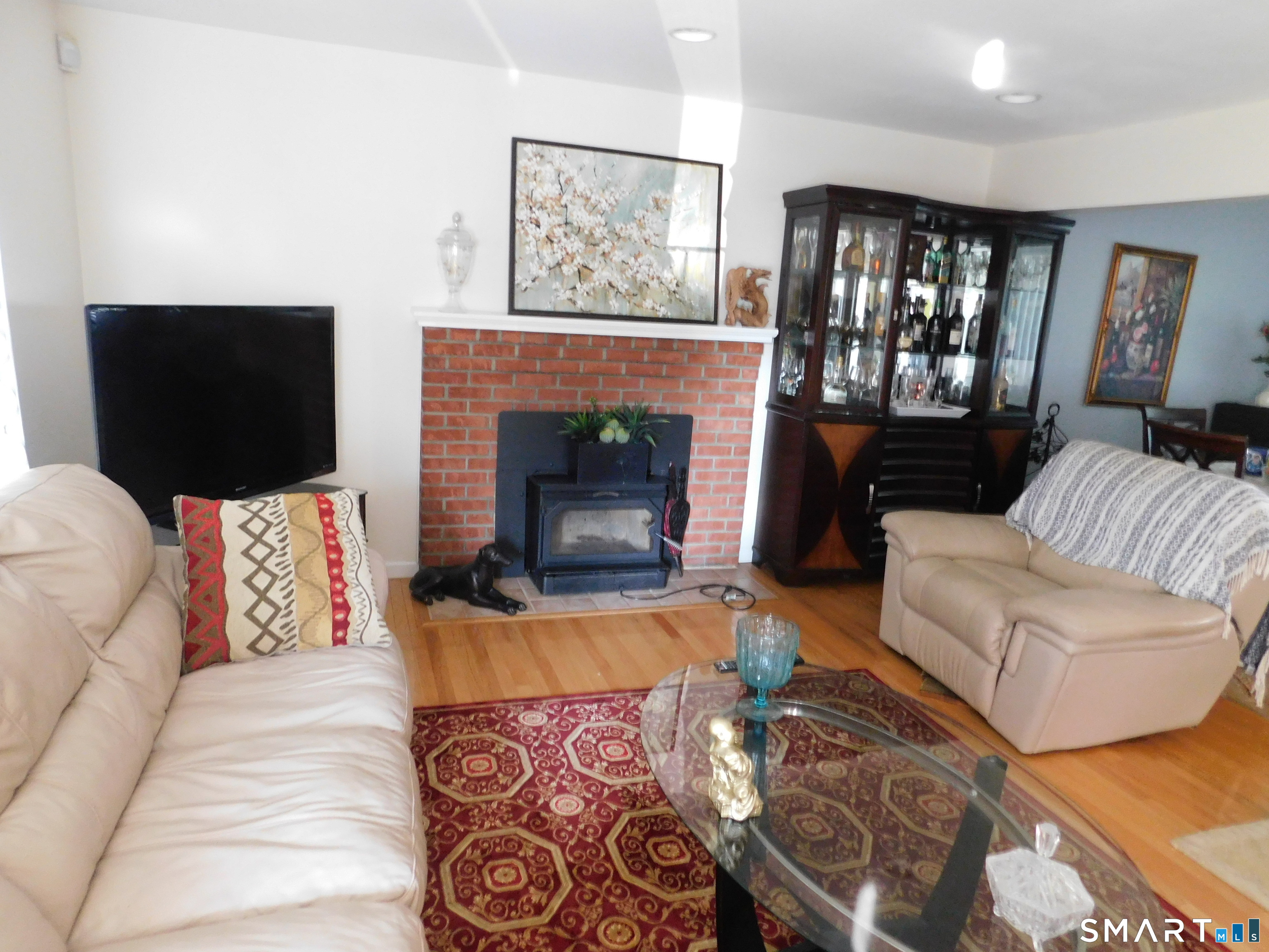 8 Tilden Road Danbury CT 06810