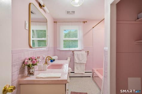 85 Bagley Terrace Waterbury CT 06705