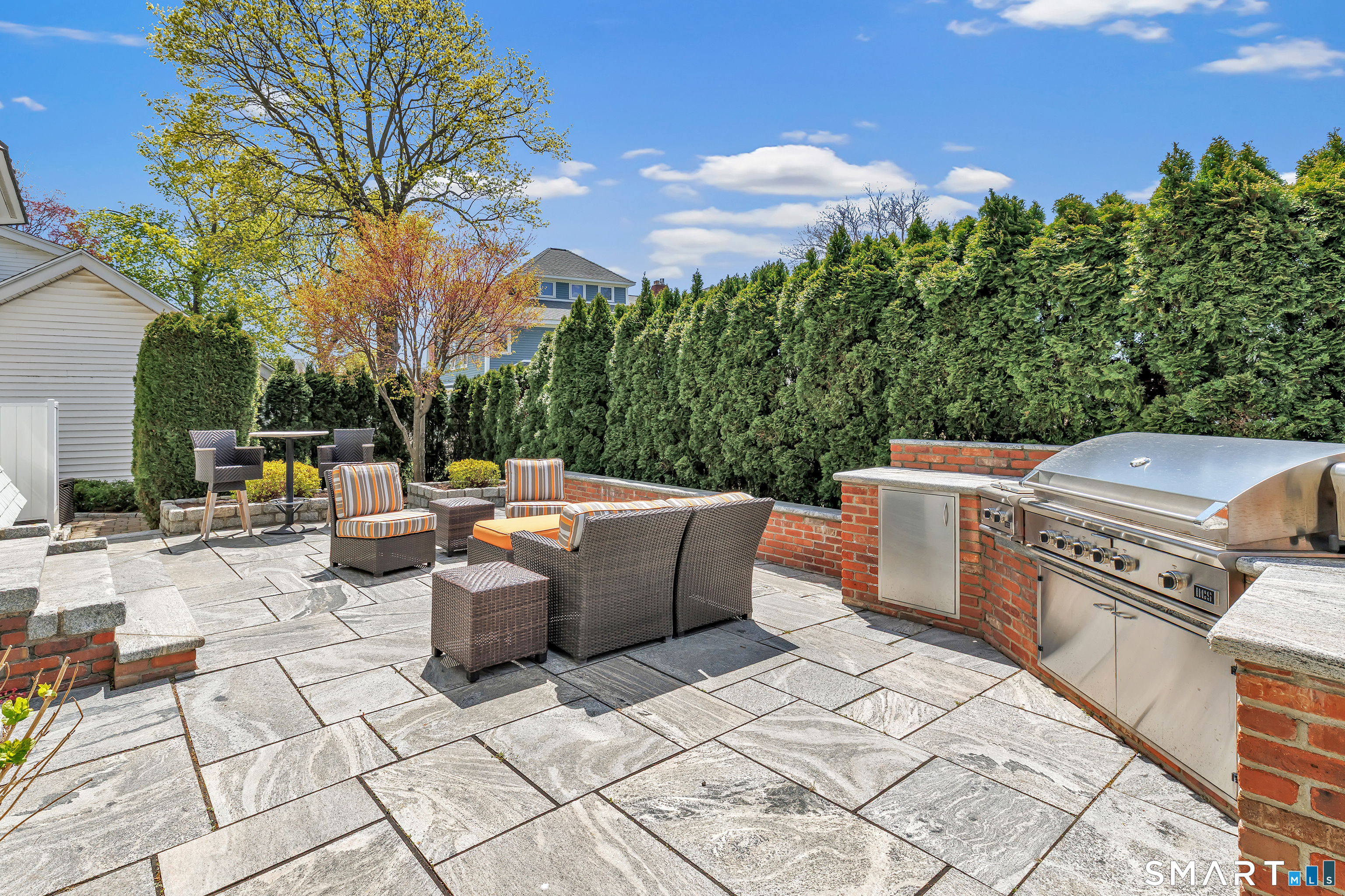 126 Fifth Avenue Milford CT 06460