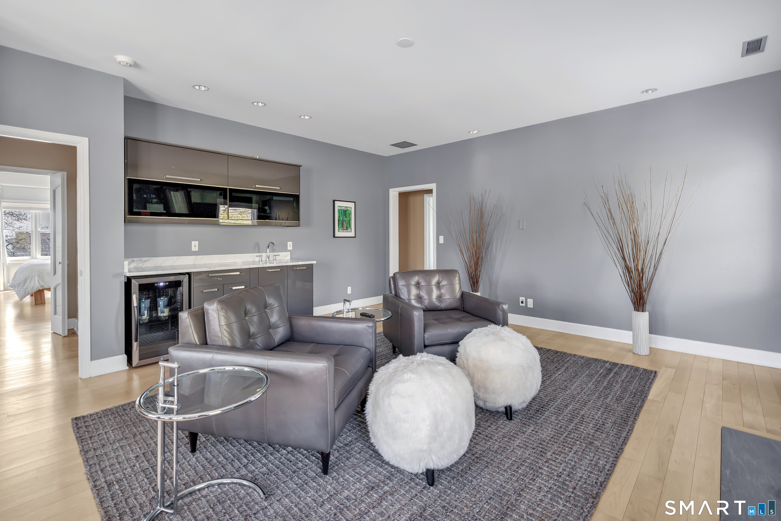 126 Fifth Avenue Milford CT 06460