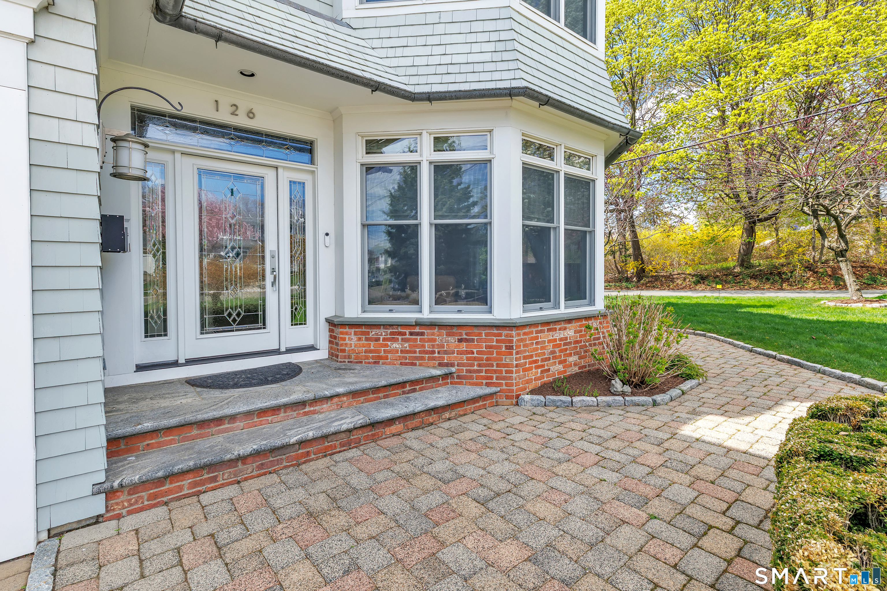 126 Fifth Avenue Milford CT 06460
