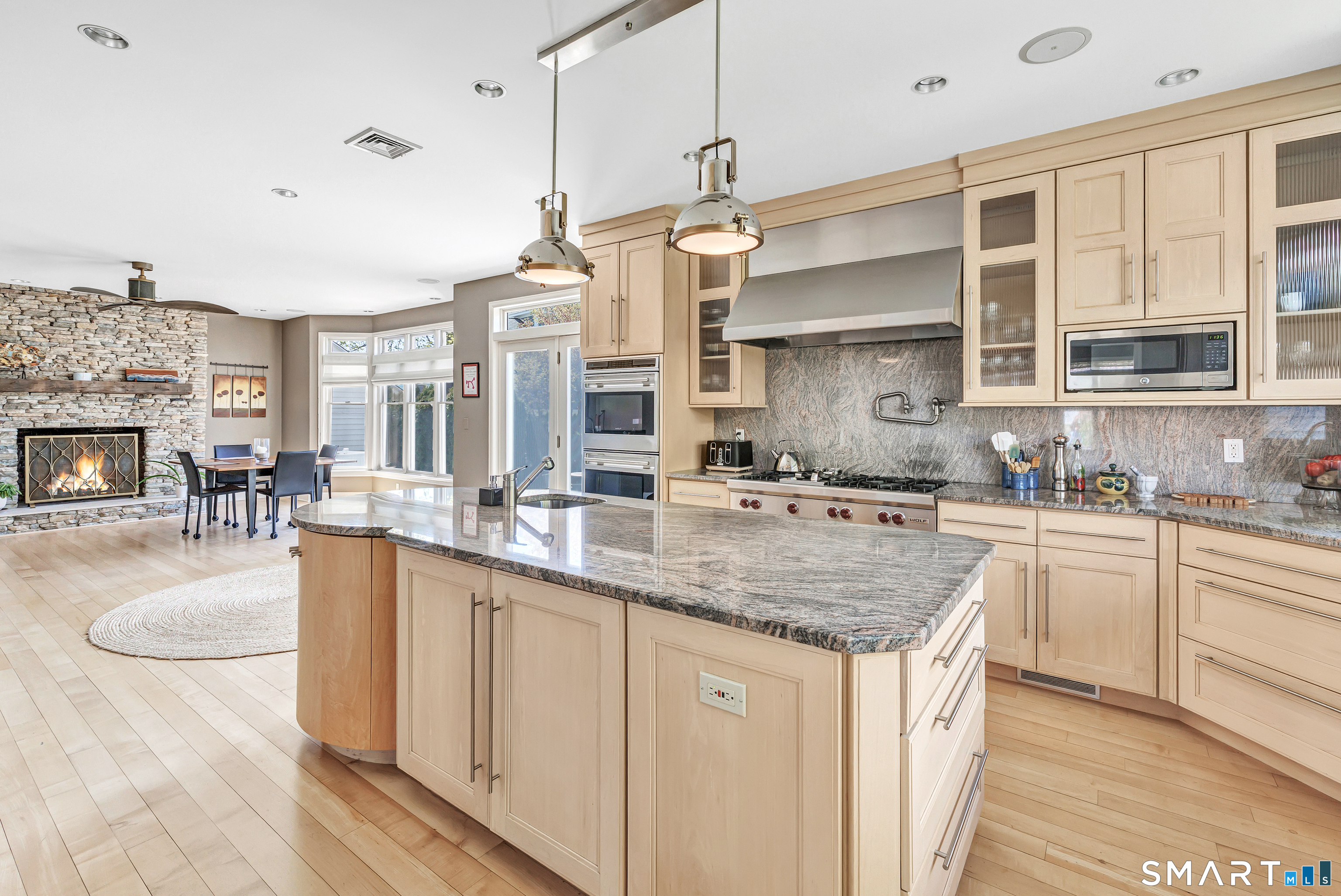 126 Fifth Avenue Milford CT 06460