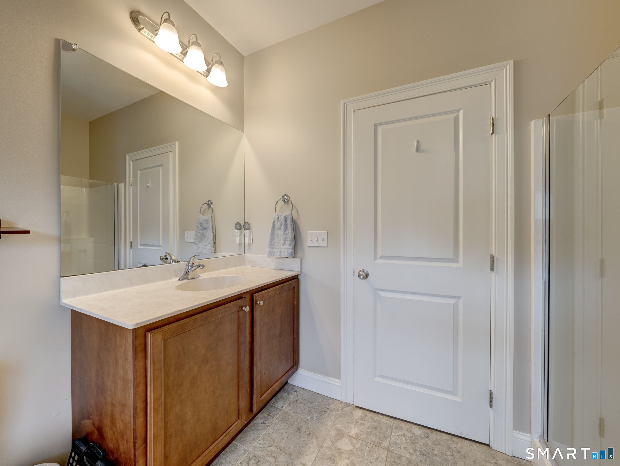 33 Hunters Lane Southington CT 06479