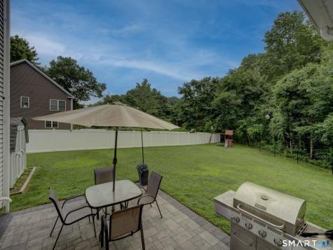 33 Hunters Lane Southington CT 06479