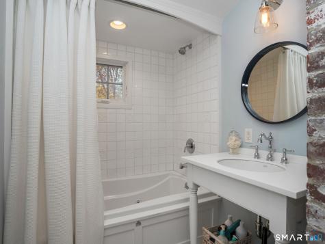 234 Silvermine Avenue Norwalk CT 06850