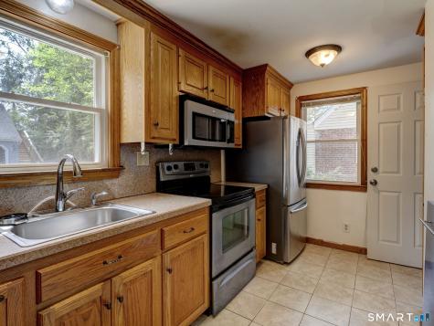 19 Beckwith Drive Plainville CT 06062