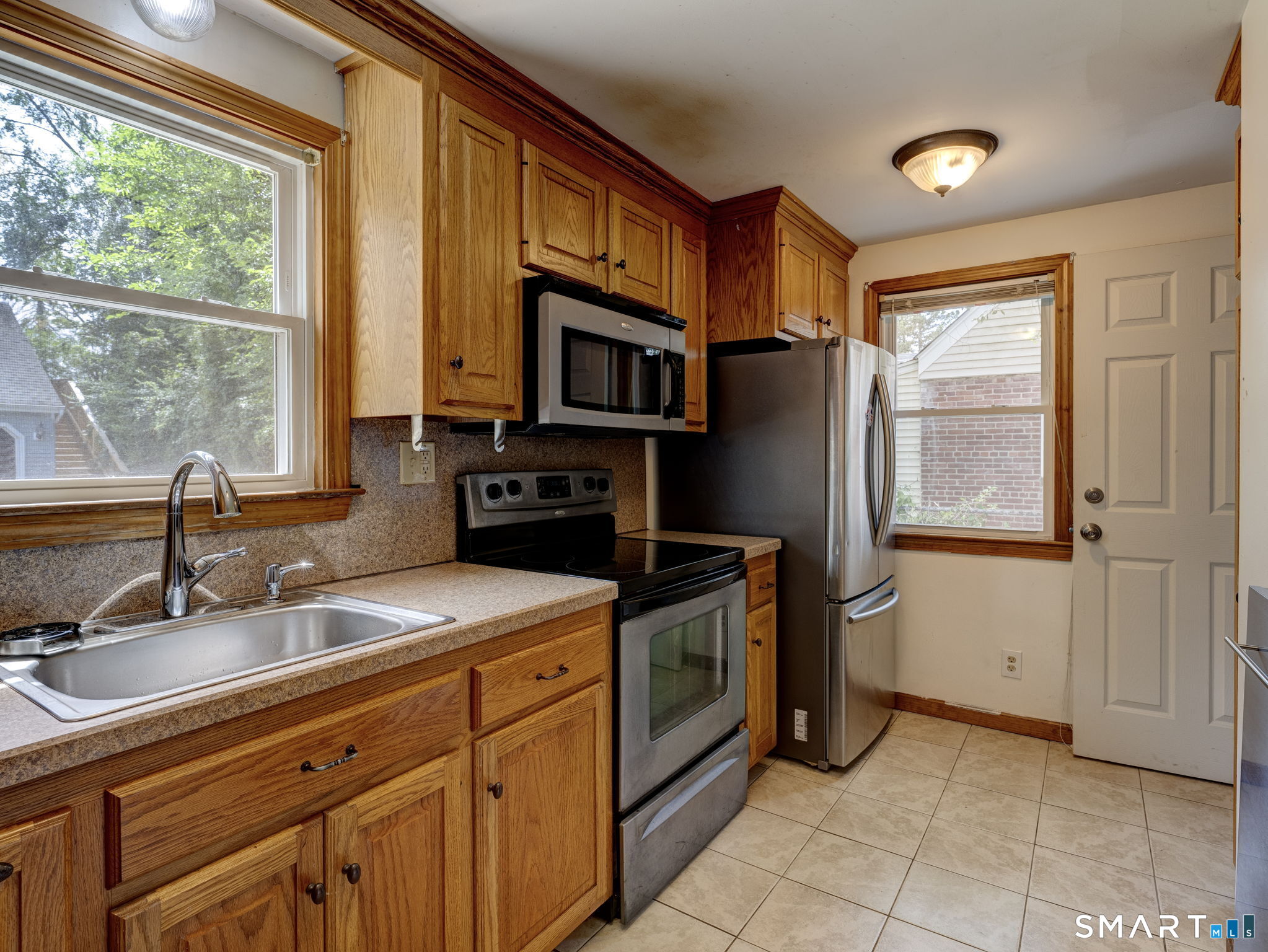 19 Beckwith Drive Plainville CT 06062