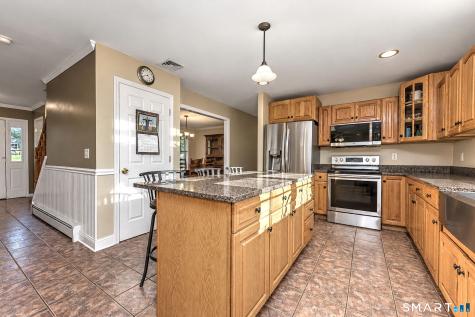 16 Sierra Ridge Road Naugatuck CT 06770