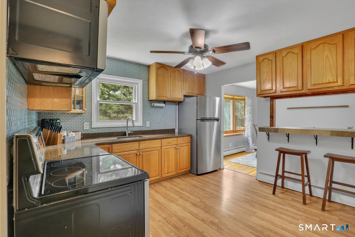 52 Jackson Road Enfield CT 06082