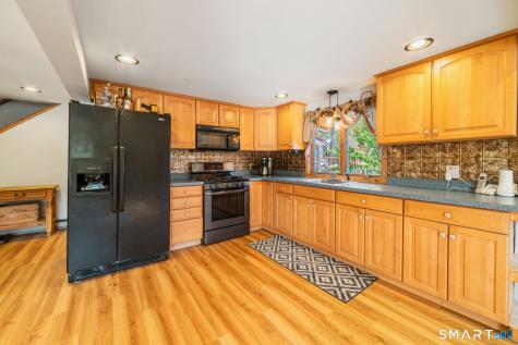 3 Roosevelt Drive Seymour CT 06483