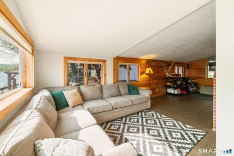3 Roosevelt Drive Seymour CT 06483