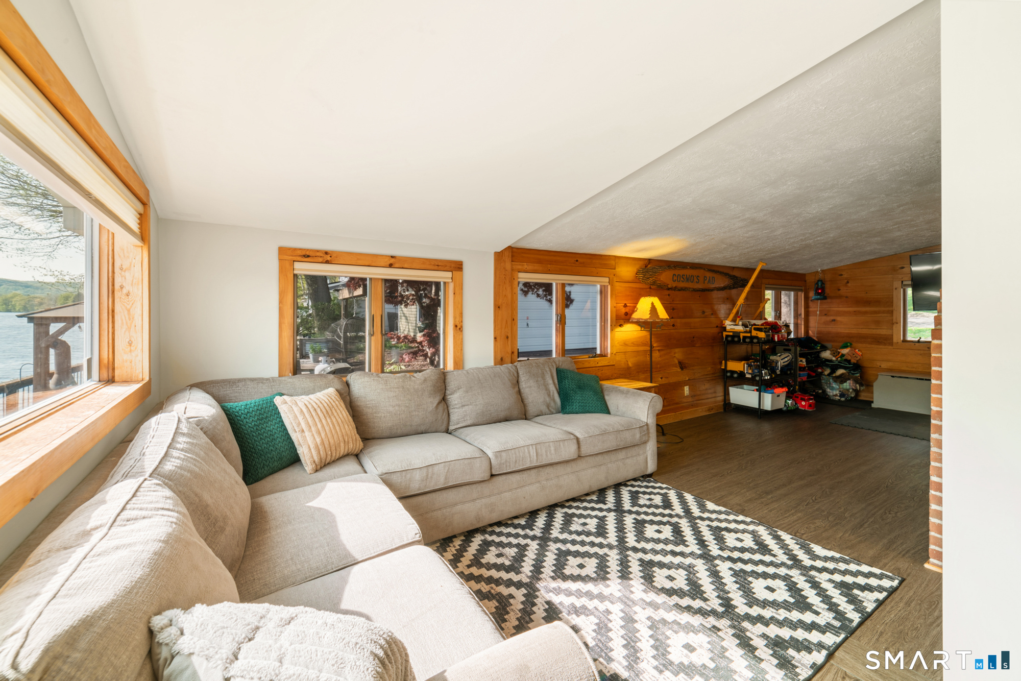 3 Roosevelt Drive Seymour CT 06483
