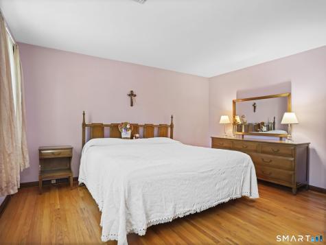 5279 Madison Avenue Trumbull CT 06611