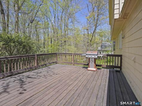 5279 Madison Avenue Trumbull CT 06611