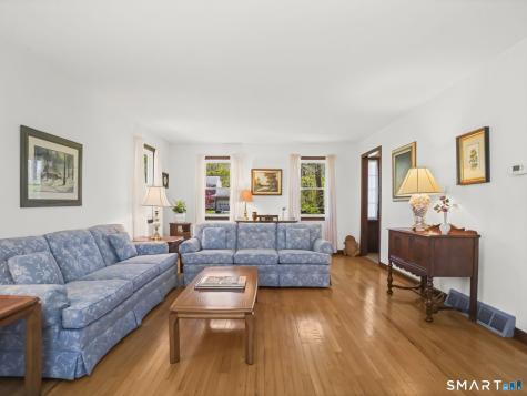 5279 Madison Avenue Trumbull CT 06611