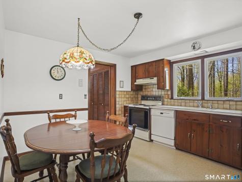 5279 Madison Avenue Trumbull CT 06611
