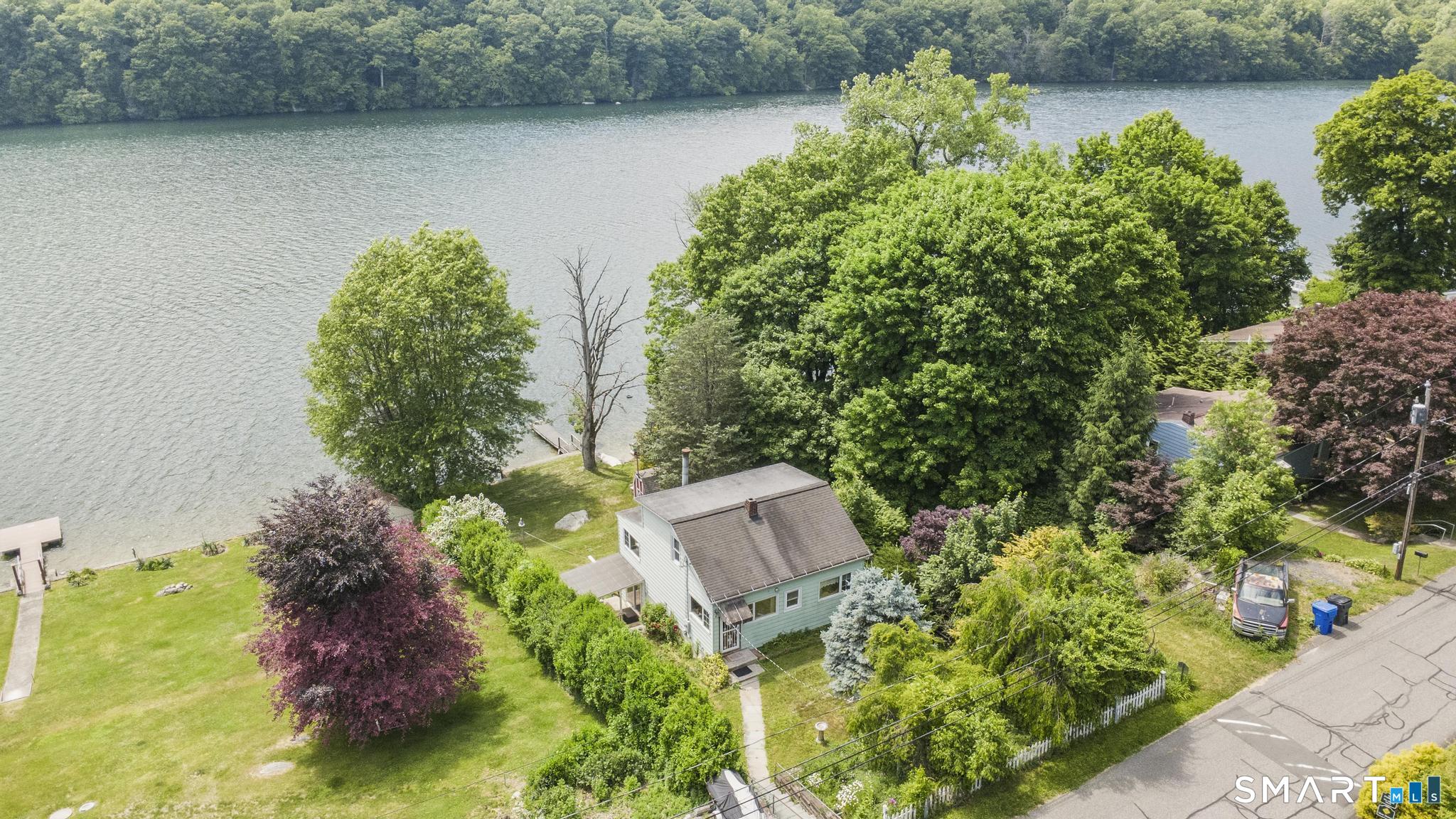 9 Lavelle Avenue New Fairfield CT 06812
