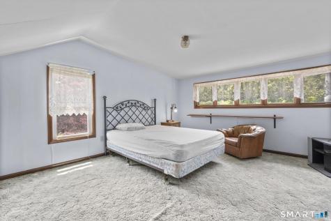 9 Lavelle Avenue New Fairfield CT 06812