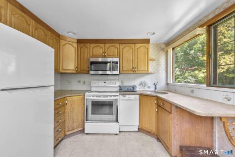 9 Lavelle Avenue New Fairfield CT 06812