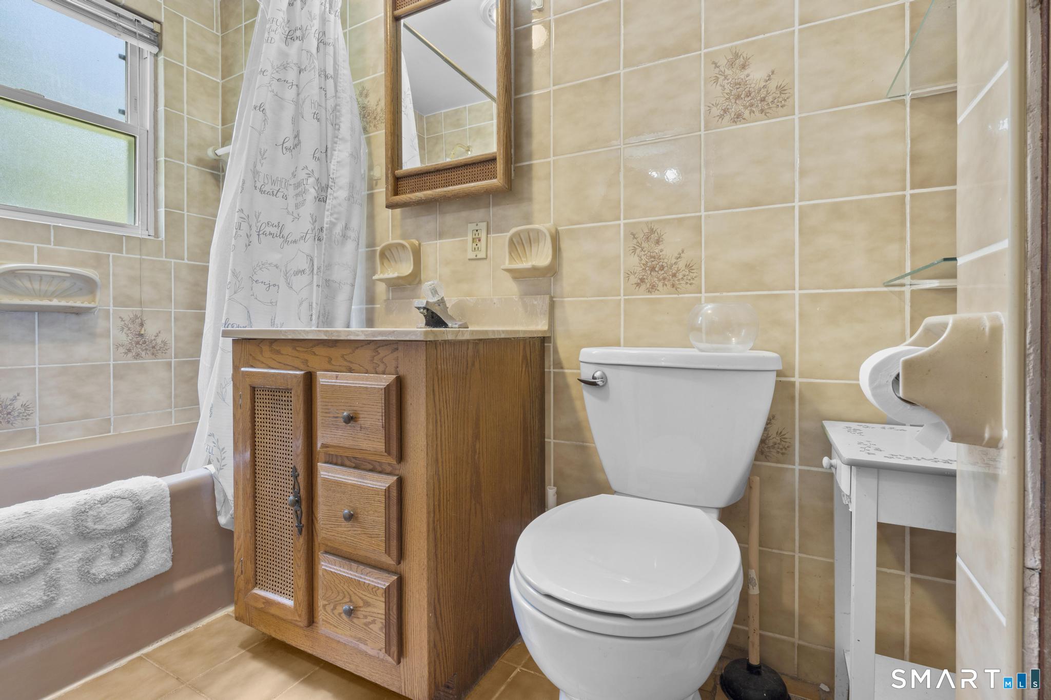 9 Lavelle Avenue New Fairfield CT 06812