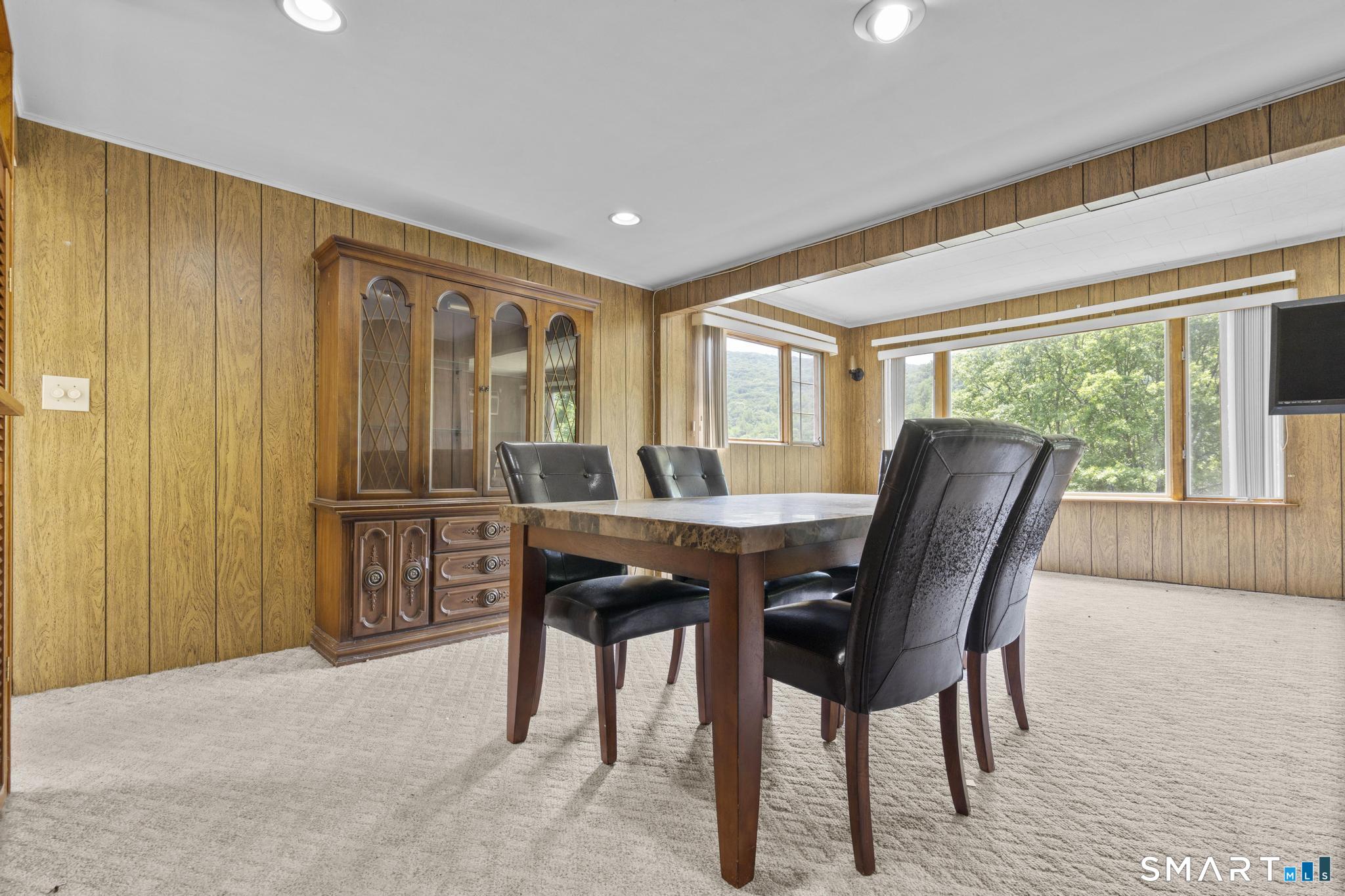 9 Lavelle Avenue New Fairfield CT 06812