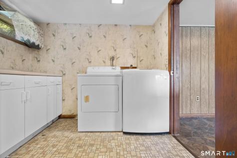 9 Lavelle Avenue New Fairfield CT 06812