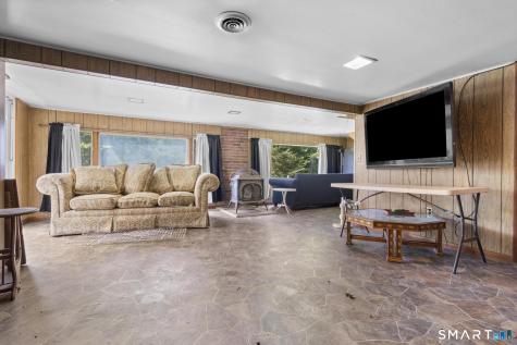 9 Lavelle Avenue New Fairfield CT 06812