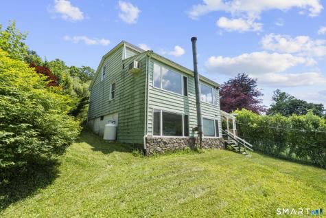 9 Lavelle Avenue New Fairfield CT 06812
