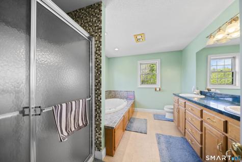 65 Stephanies Way Manchester CT 06040