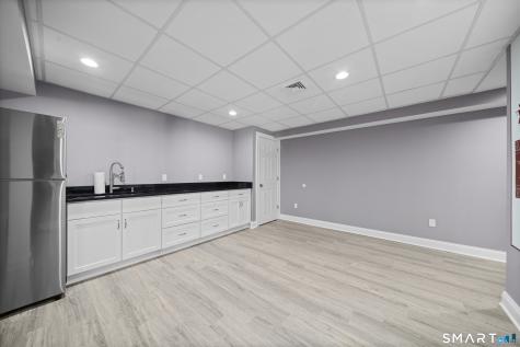 65 Stephanies Way Manchester CT 06040