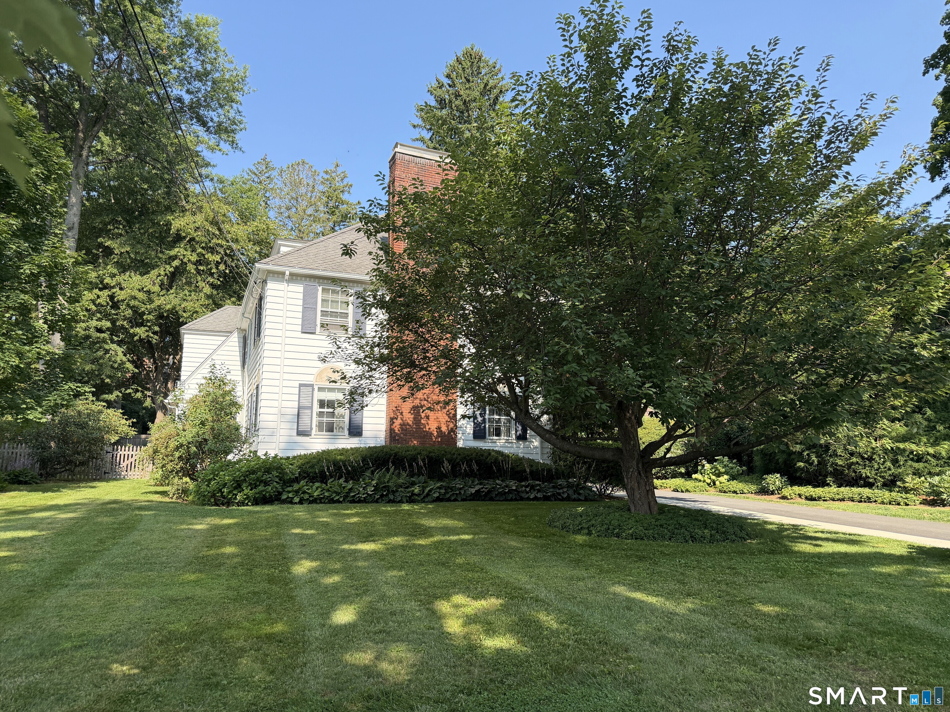 25 Walbridge Road West Hartford CT 06119