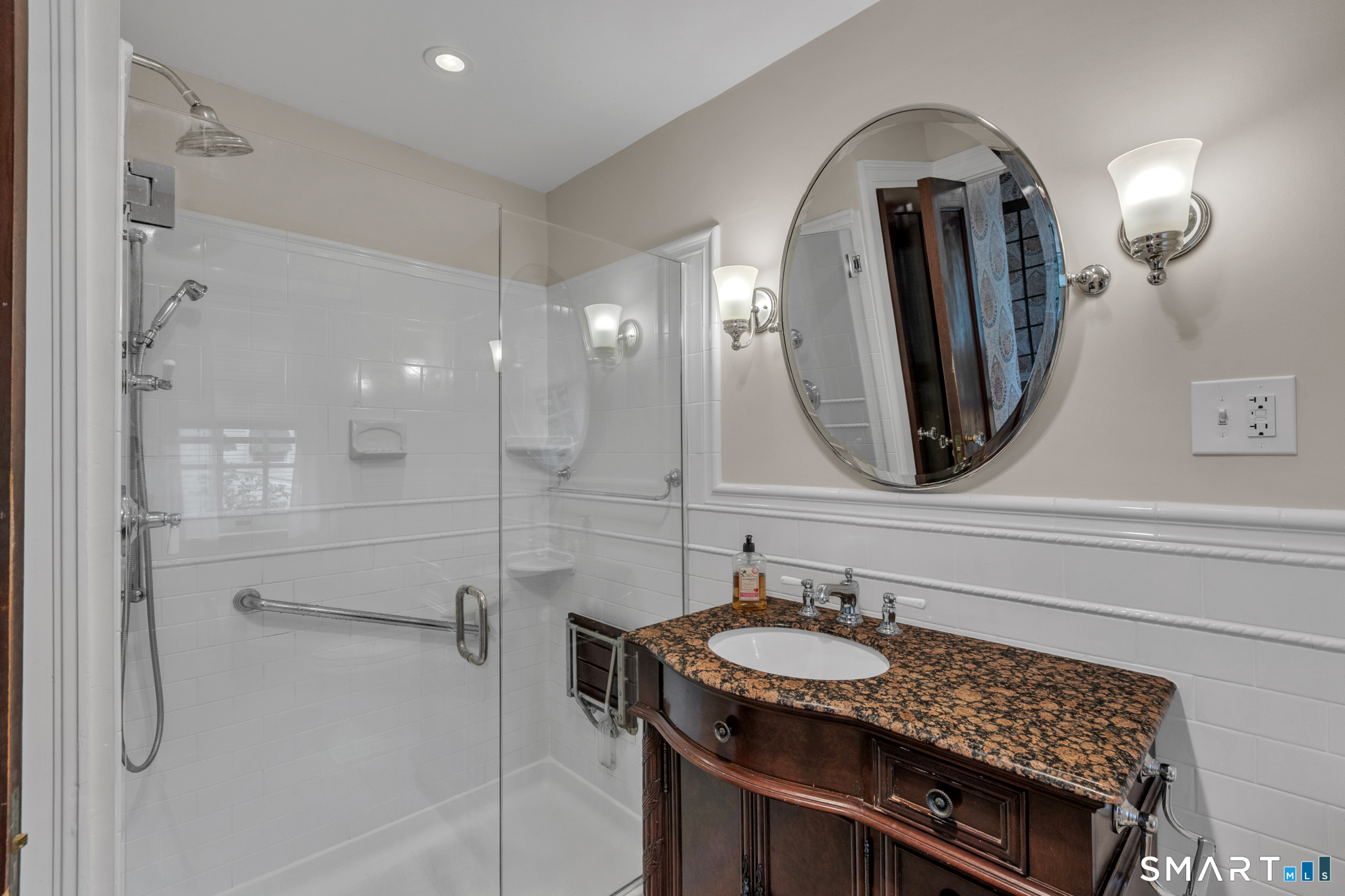 25 Walbridge Road West Hartford CT 06119