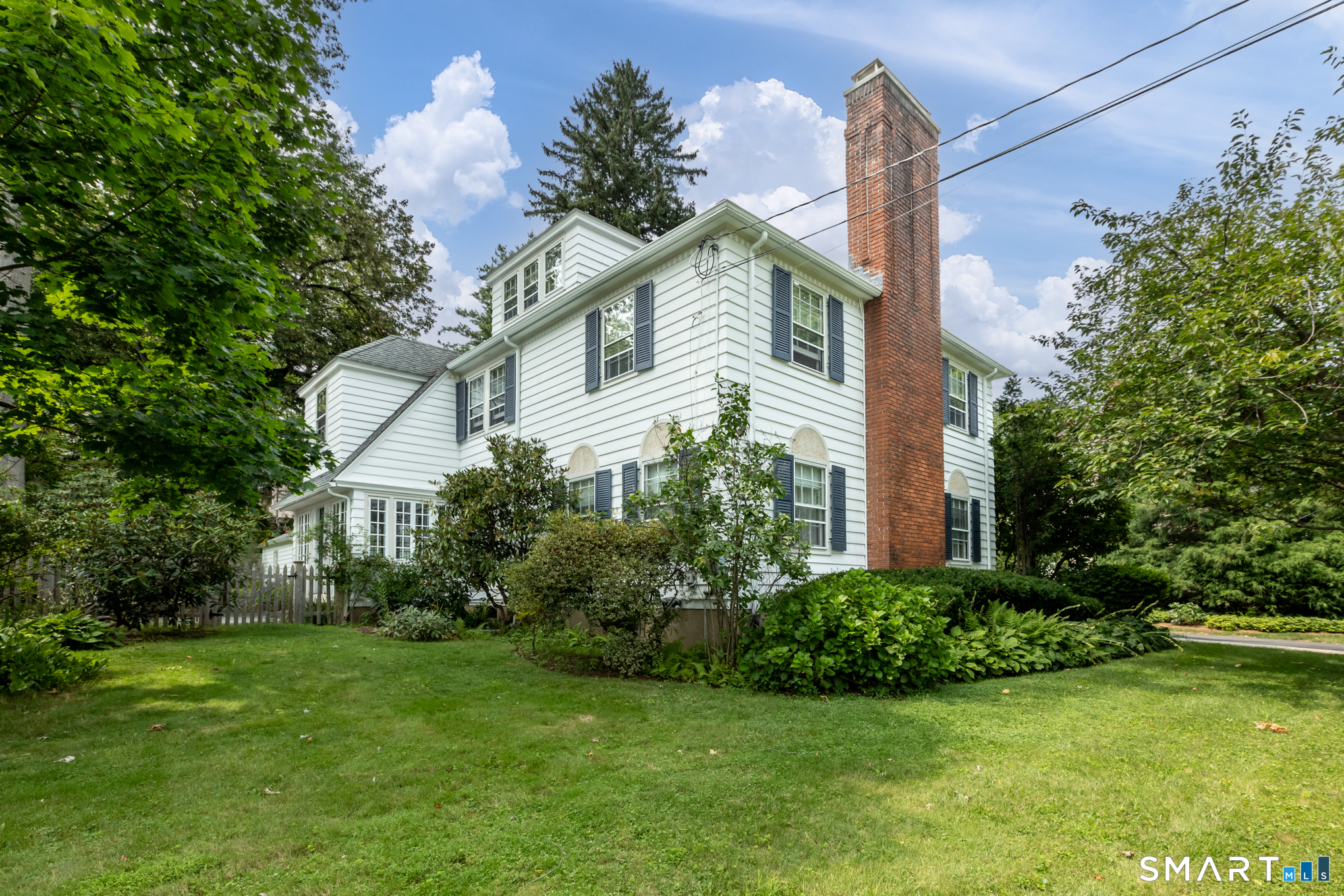25 Walbridge Road West Hartford CT 06119