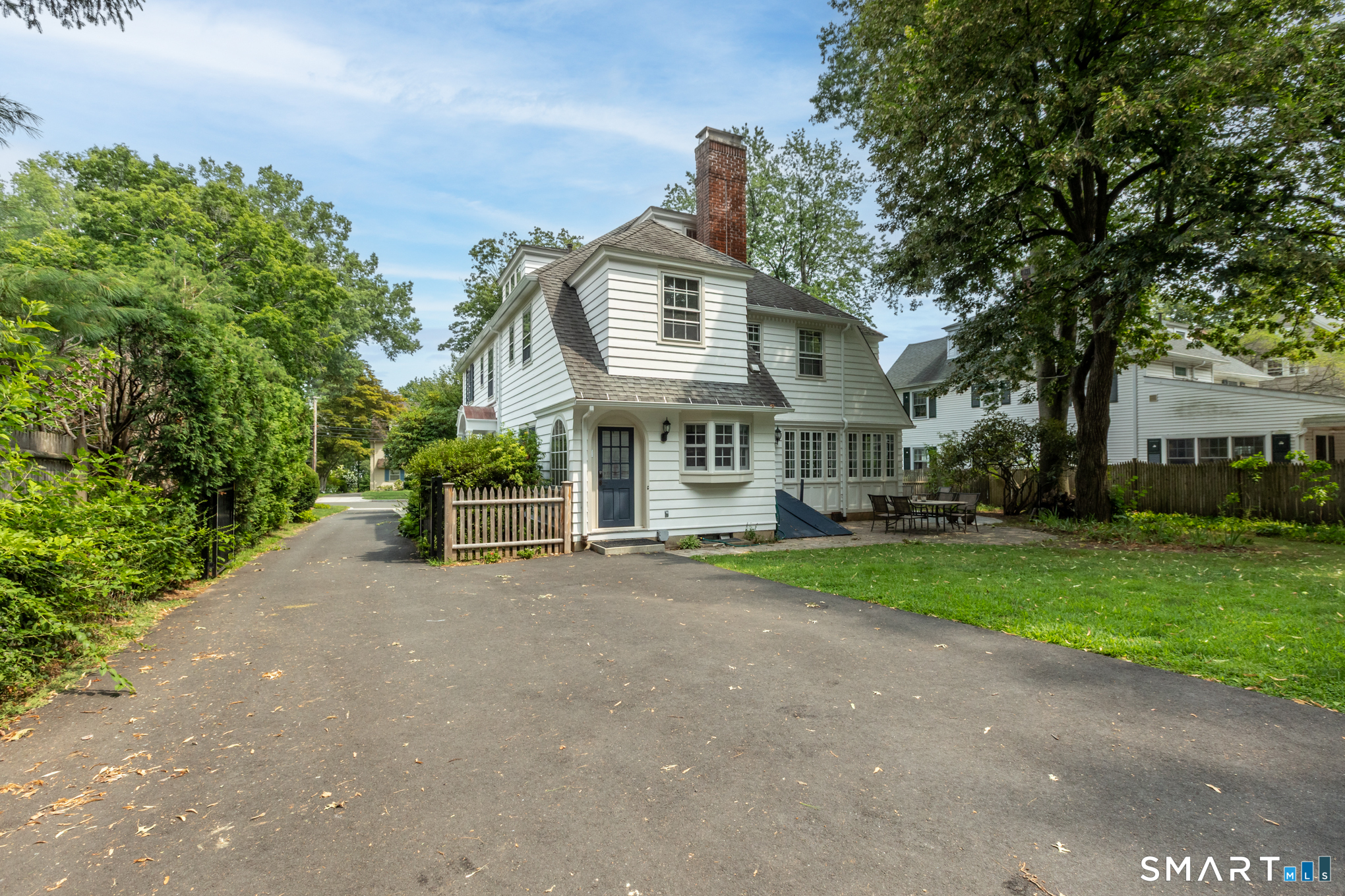 25 Walbridge Road West Hartford CT 06119
