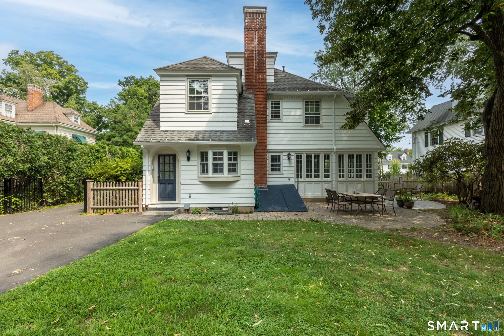 25 Walbridge Road West Hartford CT 06119