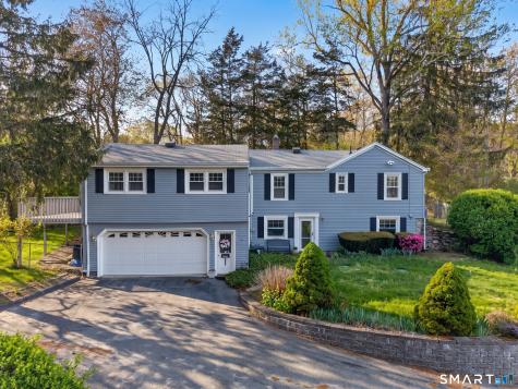 114 Butlertown Road Waterford CT 06385