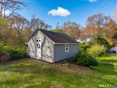 114 Butlertown Road Waterford CT 06385
