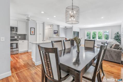 16 Mayflower Circle Fairfield CT 06824