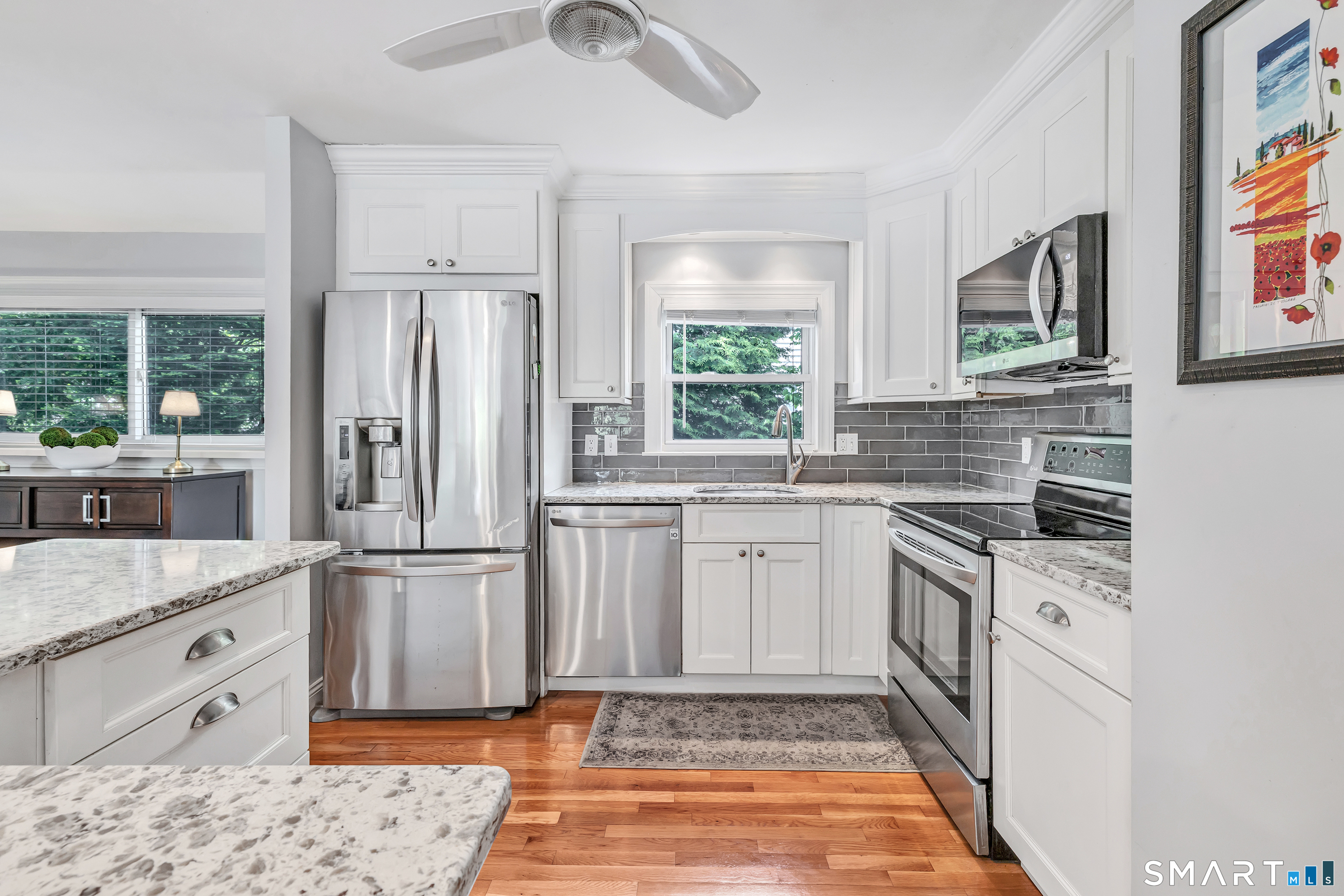 16 Mayflower Circle Fairfield CT 06824